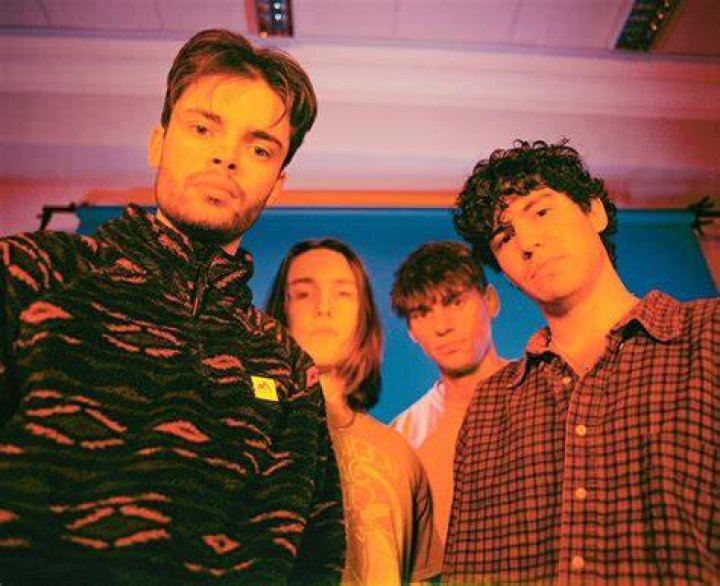 Blondes return with their new indie-rock euphoric single "Love in the Afternoon"