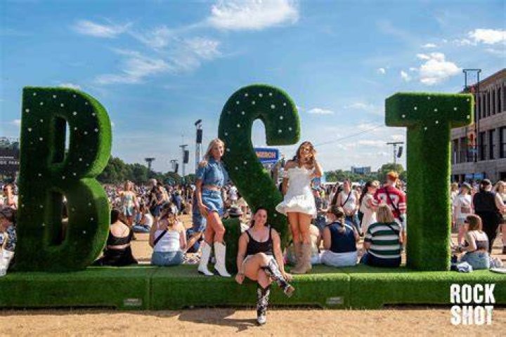 CelebMix chats with Anoushka Lucas at BST Hyde Park