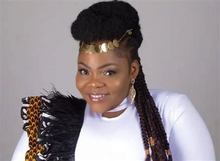 Celestine Donkor Biography, Age, Songs, Net Worth, Family, Boyfriend, Husband, Wiki