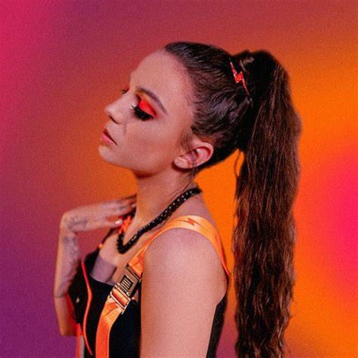 Cher Lloyd Releases Exclusive Items From Her New Brand 'GLO'