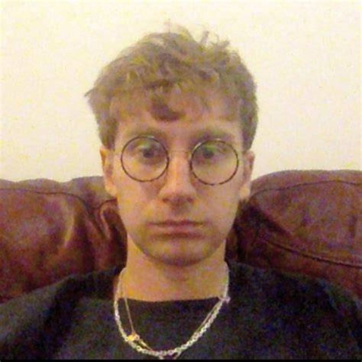 Dave Bayley age