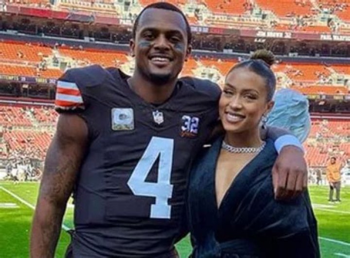 Deshaun Watson- Net Worth, Age, Ethnicity, Wife, Height, Career