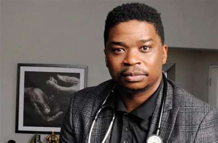Dr Tumi Biography: Age, Songs, Net Worth, Pictures, Wife, Awards, Albums