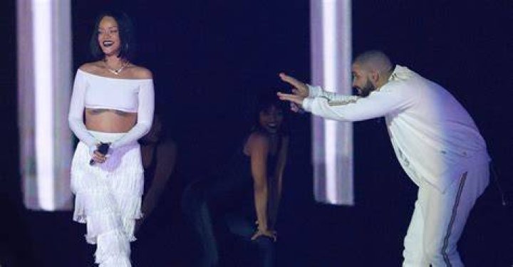 Drake Congratulates Rihanna With a Billboard Message
