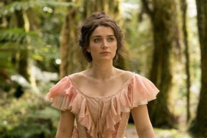 Eve Hewson Biography: Husband, Age, Movies, Net Worth, Education, Instagram, Wikipedia, Boyfriend, Height, Parents