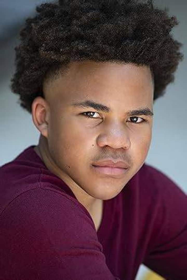 EXCLUSIVE: CelebMix chats with Maceo Smedley