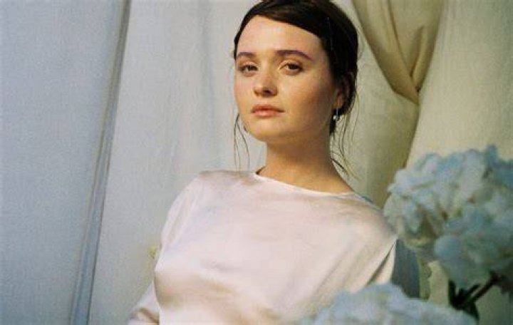 EXCLUSIVE: Interview With Singer-Songwriter Ally Ryan