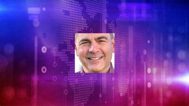 Fame | De Vic Carey net worth and salary income estimation Apr, 2024
