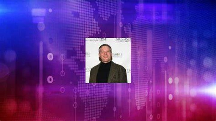 Fame | Radames Pera net worth and salary income estimation Apr, 2024