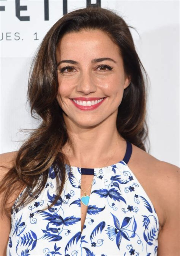 Fame | Shoshanna Lonstein Gruss net worth and salary income estimation Apr, 2024