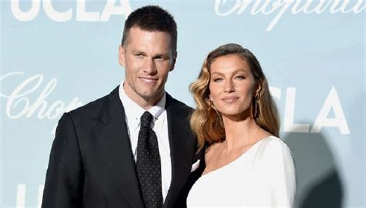 Gisele Bündchen Biography: Net Worth, Husband, Age, Young Pictures, Children, Twin, Sisters, Height, Siblings, Wikipedia, Instagram