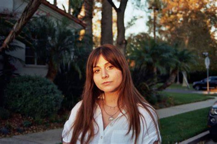 Grace Kay Unveils Opulent New Single “renaissance”