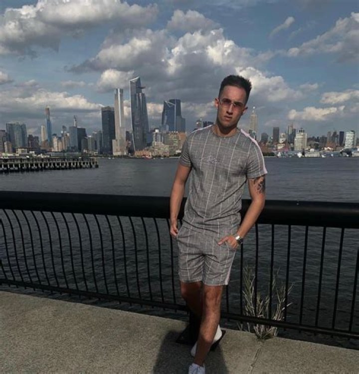ITV2’s Dress to Impress star and Fashion Model Elmokhtar Berrabah making waves in the Entertainment world: ELMOKHTAR BERRABAH