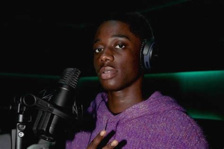 JBEE Biography: Age, Net Worth, Songs, Wikipedia, Girlfriend, Instagram, Pictures, Nationality
