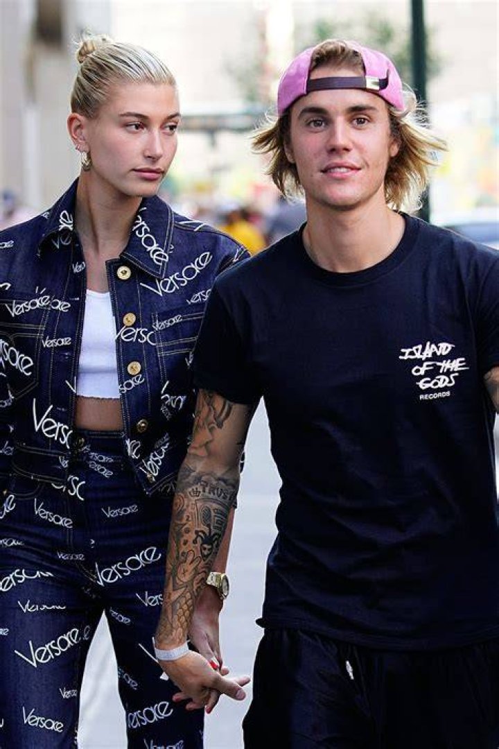 Justin Bieber and Hailey Baldwin are Engaged!