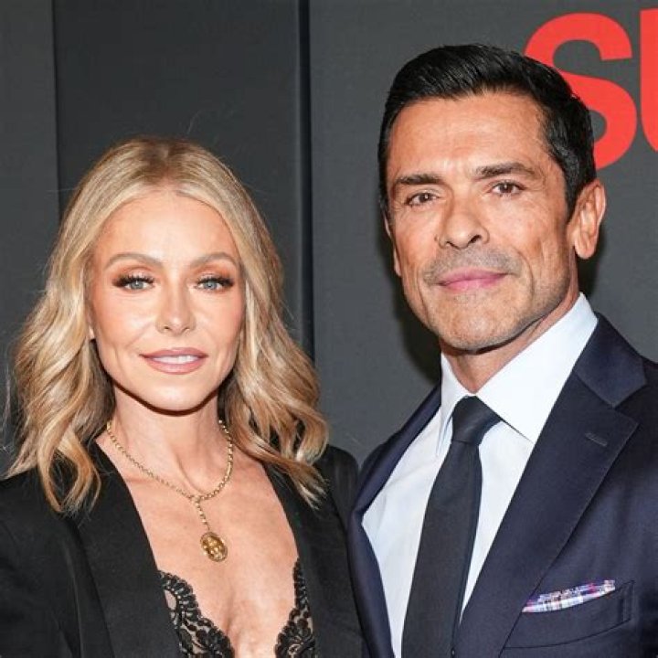 Kelly Ripa Worries Her Hot Husband Mark Consuelos is Hooking Up With Alpha House Costar Yara Martinez after Orgasm Comment (VIDEO)