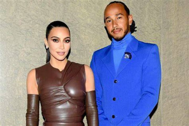 Kim Kardashian Getting Paid To Get Fat (Photo) Kim Kardashian Getting Paid To Get Fat (Photo)