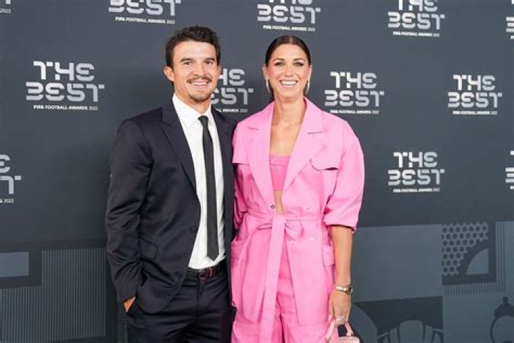 Know About Alex Morgan; Husband, Net Worth, Salary, Height, Age