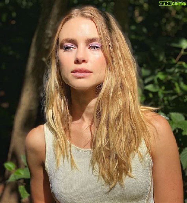 Lucy Fry Biography, Age, Instagram, Net Worth, Boyfriend, Wikipedia, Height, Movies, bio