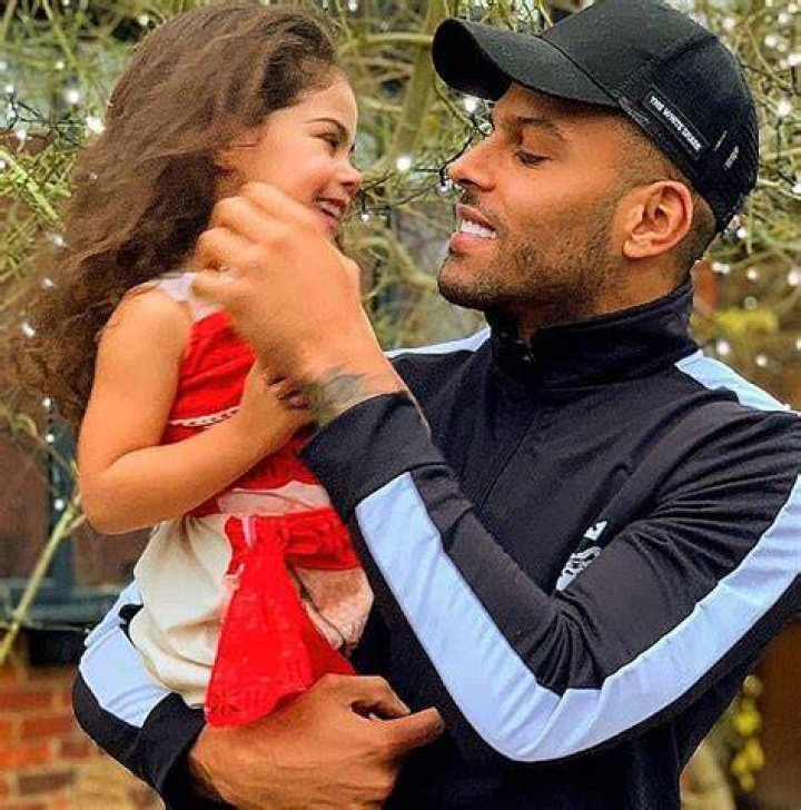 Luis Morrison with her daughter