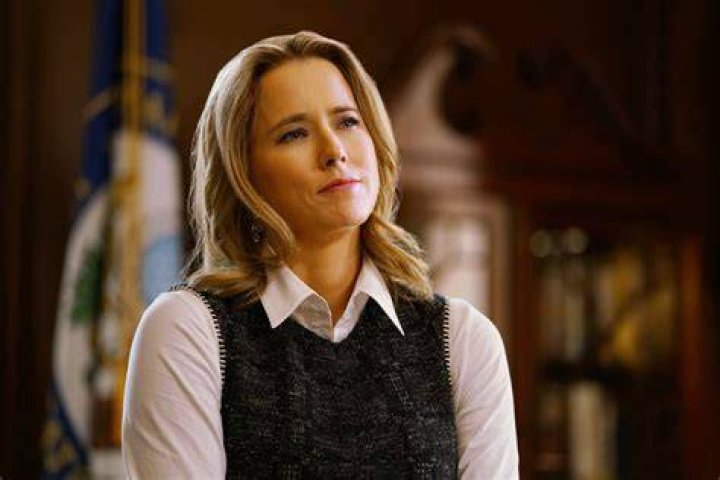 Madam Secretary Recap 10/18/15: Season 2 Episode 3 “The Rusalka”