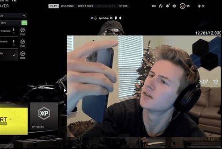 Mason 'Symfuhny' Lanier Biography: Age, Sister, Height, Real Name, Net Worth, Twitch, Girlfriend, Twitter, Warzone, Brooke, COD, Nopixel, Mouse, Wikipedia