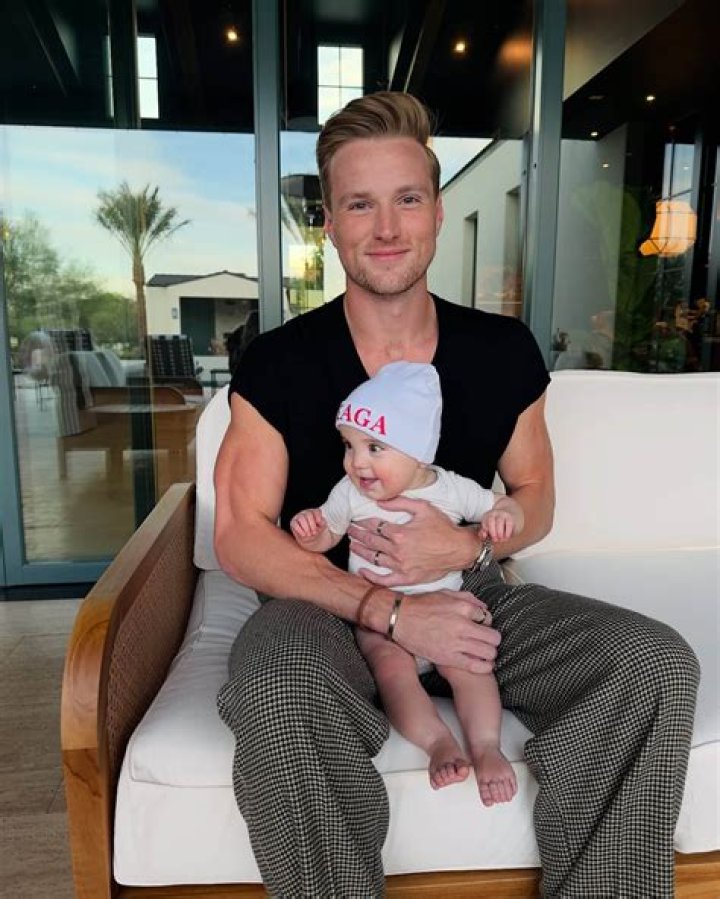 Mikhaila Peterson's husband Andrey Korikov Biography: Age, Net Worth, Parents, Spouse, Children, Instagram, Wiki, Height