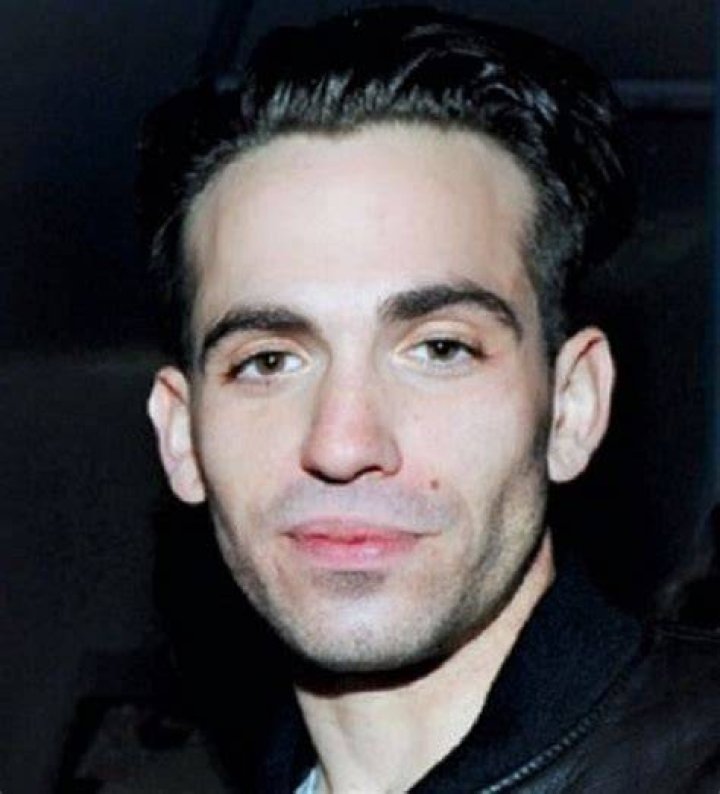 30078673_2025419717731341_292327019037851648_n Miles Skinner wiki, bio, age, height, real name, Whitney Cummings husband, Whitney Cummings fiance, nationality, ethnicity, background
