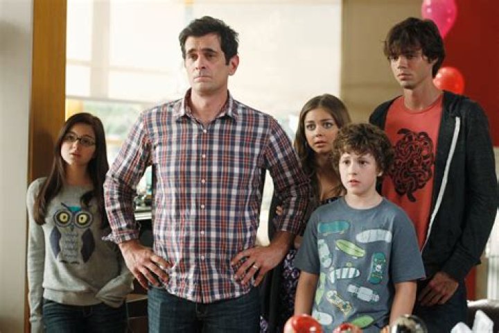 Modern Family Recap Season 4 Episode 1 "Bringing Up Baby" 9/26/12