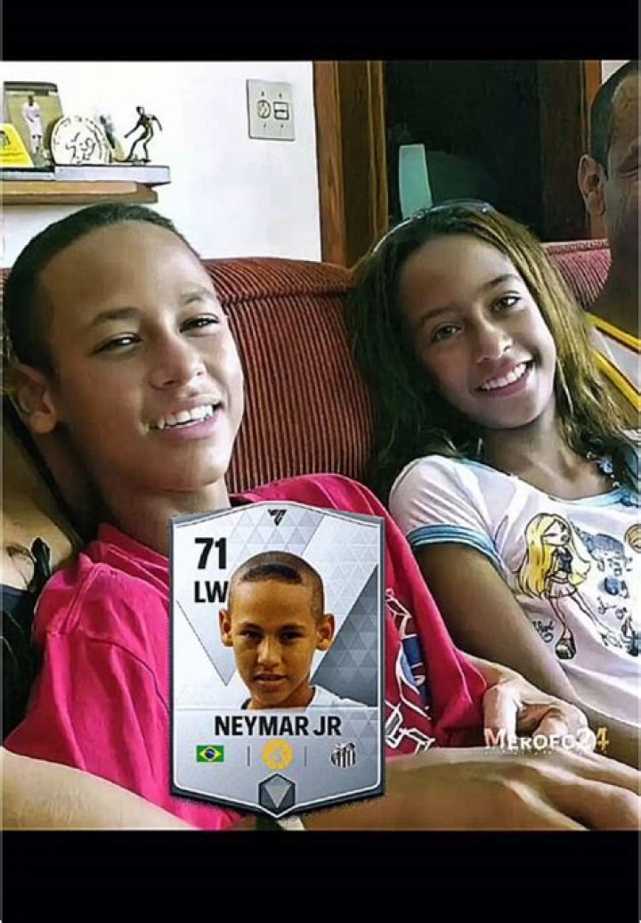 Neymar and Bruna Marquezine Neymar Girlfriend, Relationships, Wife, Son And Sister