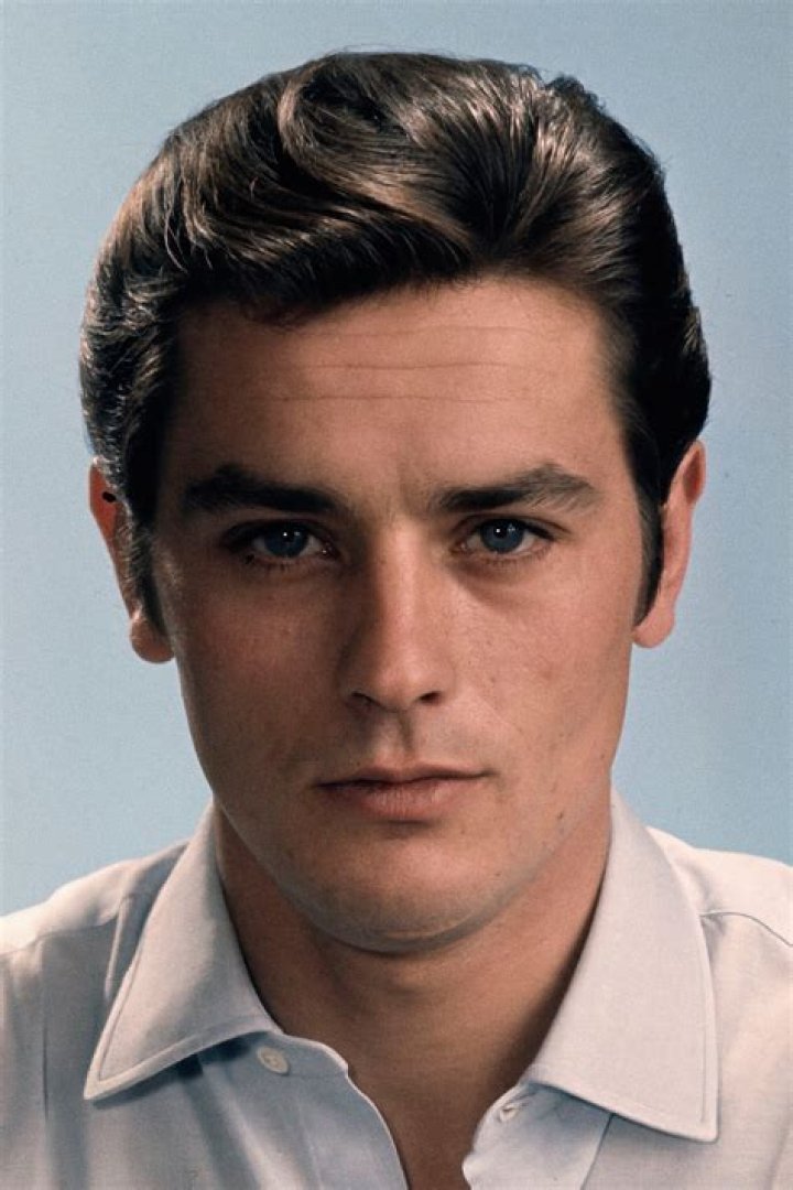 Quel Âge A Alain Delon