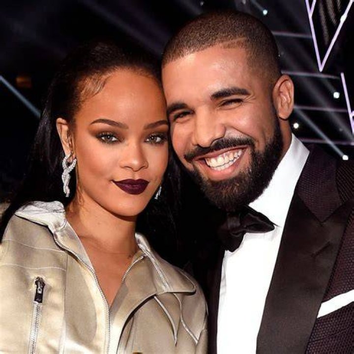 Rihanna Accused Of Giving Drake & Eminem Oral Sex? Rihanna Accused Of Giving Drake & Eminem Oral Sex?