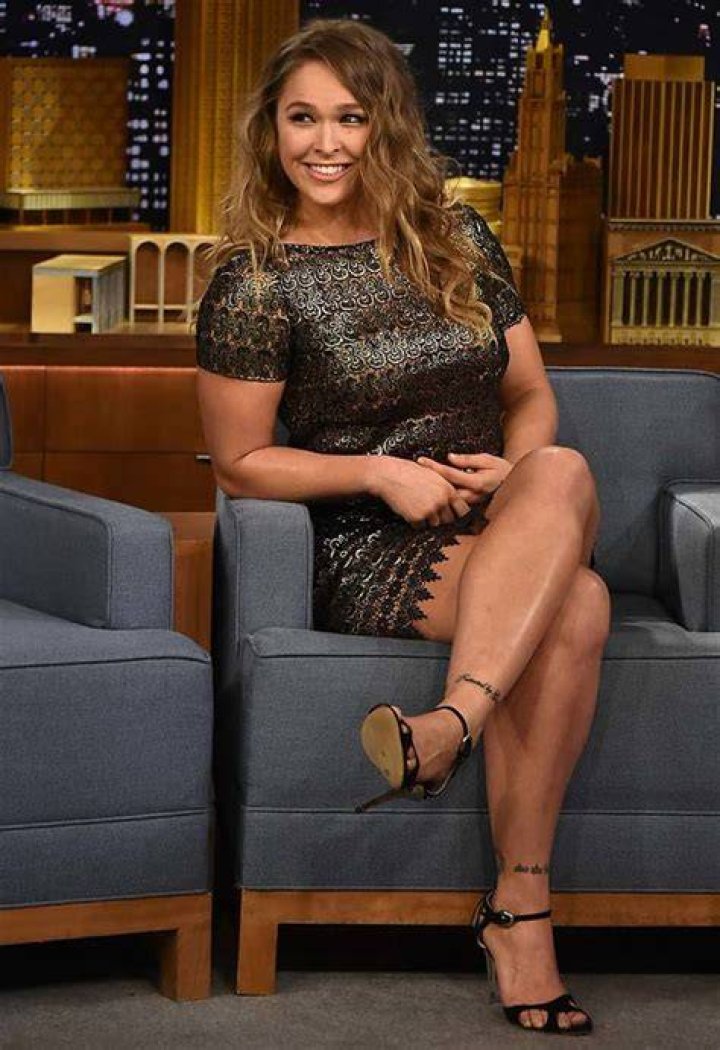 Ronda Rousey Feet, Shoe Size and Shoe Collection Ronda Rousey Feet 3