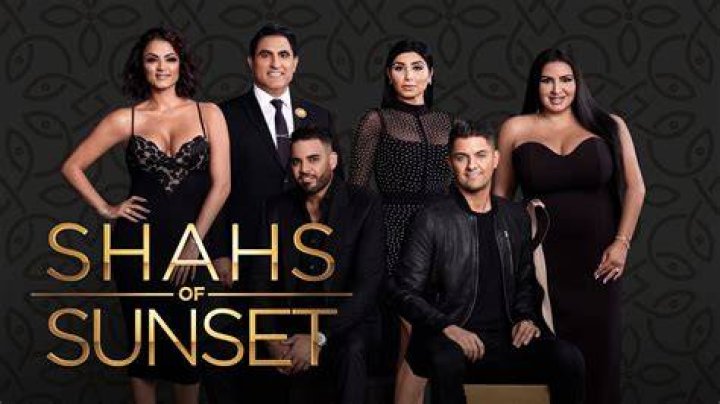 Shahs of Sunset Recap 7/23/17: Season 6 Episode 2 "A Long Trip for a Short Apology"