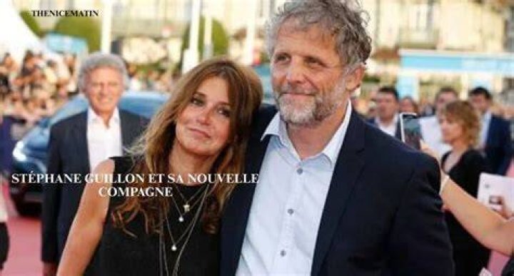 Stéphane Guillon Et Sa Nouvelle Compagne Stéphane Guillon Et Sa Nouvelle Compagne