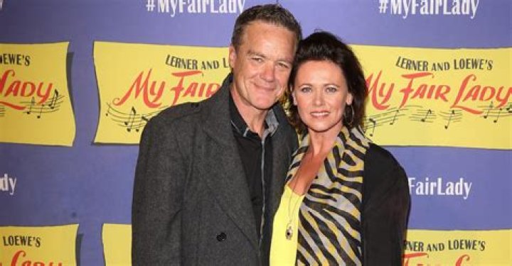 Stefan Dennis Wife