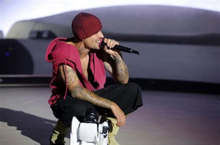 The EMA's are rolling in for Bieber