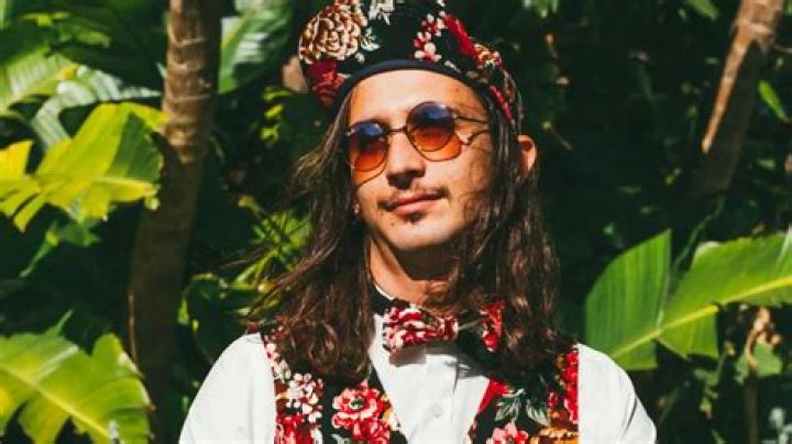 The Kiffness Biography: Wikipedia, Age, Songs, Net Worth, Wife, YouTube, Twitter, Pictures, Instagram