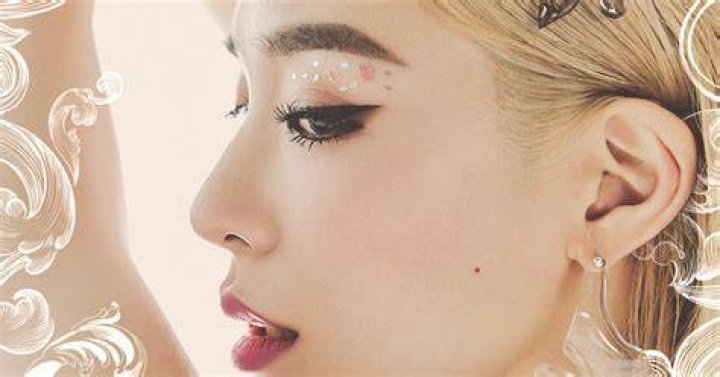Tiffany Young Drops First American EP 'Lips on Lips'