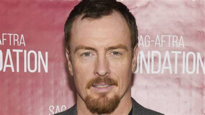 Toby Stephens- Bio, Age, Height, Net Worth, Wife, Marriage