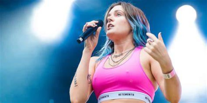 Tove Lo Biography, Songs, Age, Height, Net Worth, Instagram, Husband, Boyfriend, Awards