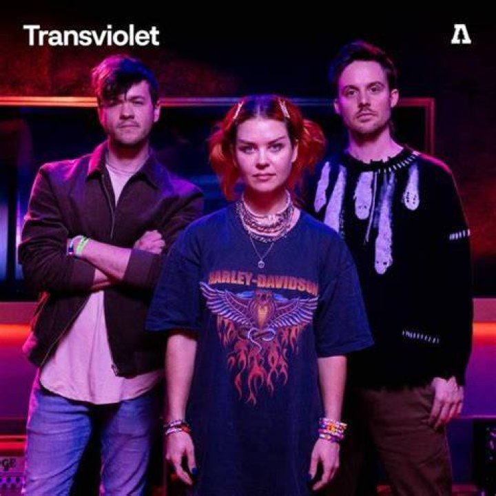 Transviolet Releases New Single "Undo"