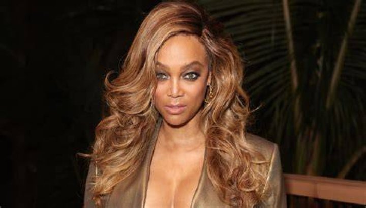 WATCH: Tyra Banks Reenacts Infamous Tiffany Scene on Facebook Live Chat