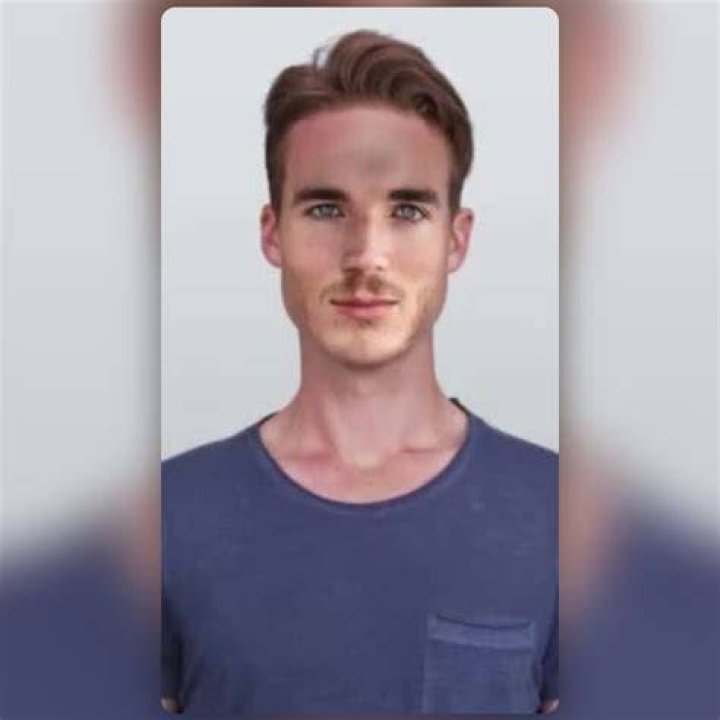 What is Gabriel Gomér's Snapchat?