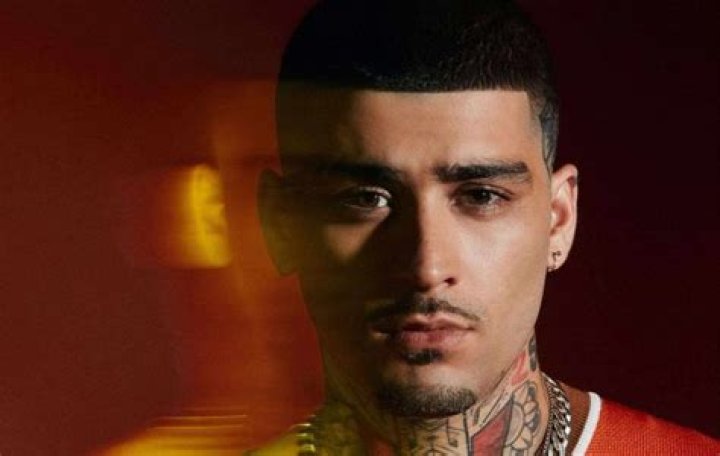 Zayn Malik Unveils the Soulful Symphony of 'Love Like This'!
